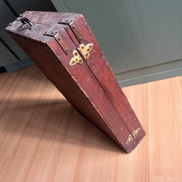 Vintage Wood Locksmiths Key Cabinet / Box - Picture 9 of 11